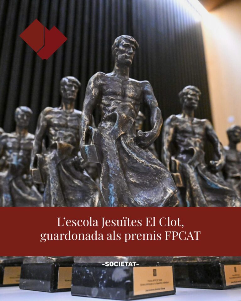 Instagram post from elclotenc. This post is in position 20.