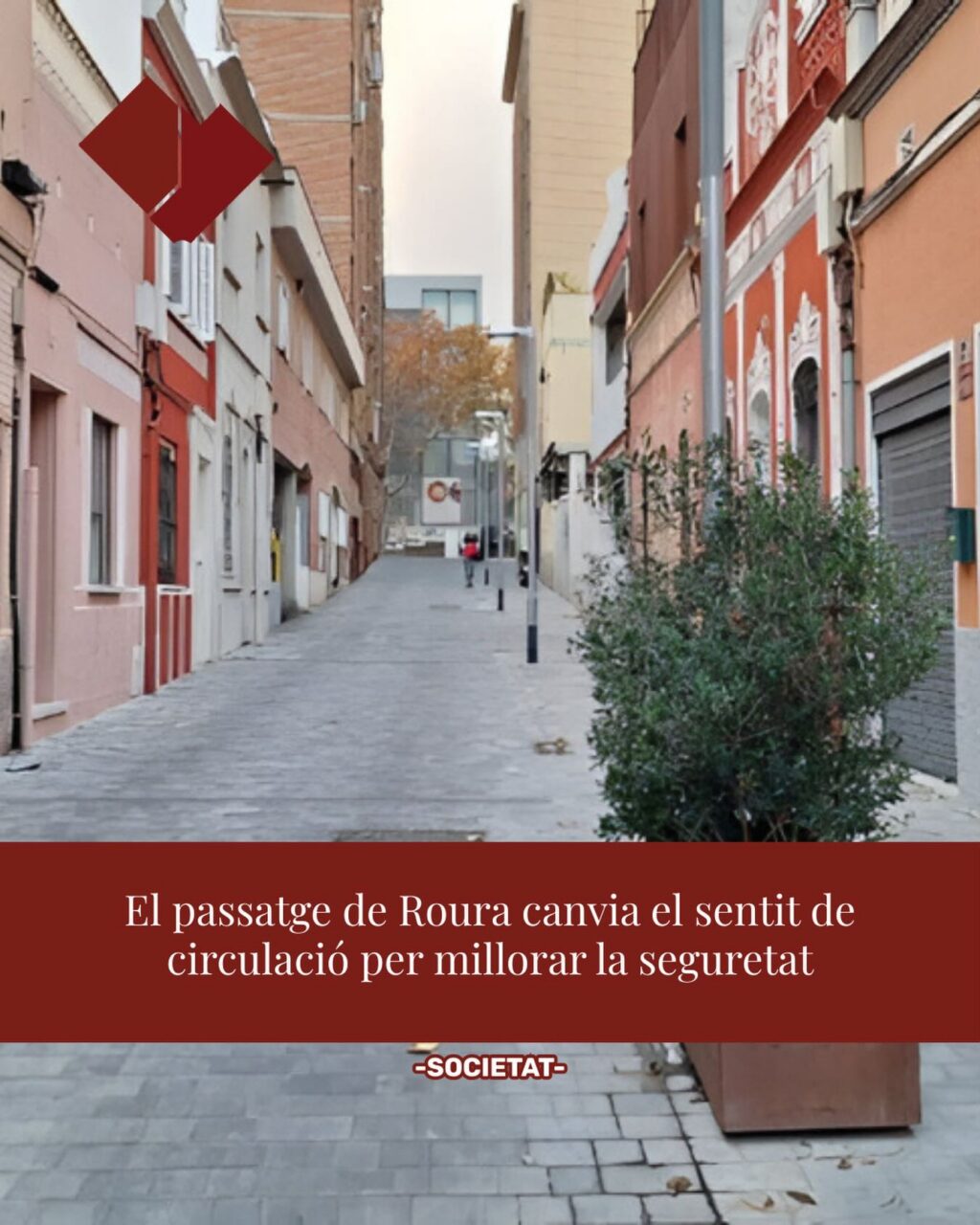 Instagram post from elclotenc. This post is in position 10.