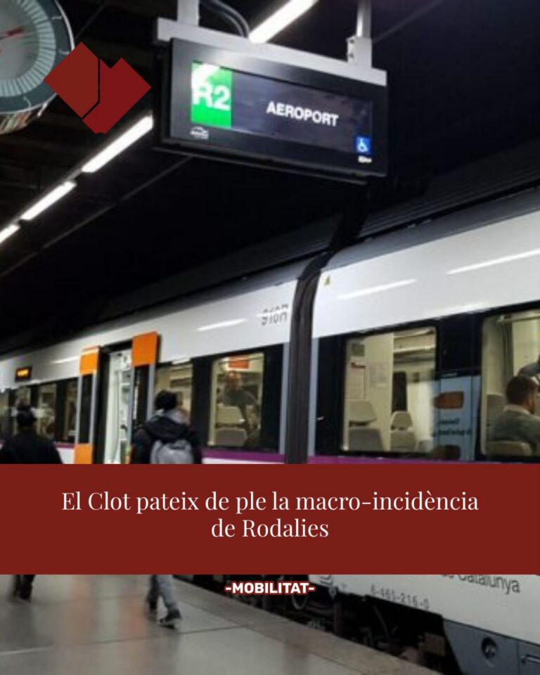 Instagram post from elclotenc. This post is in position 13.