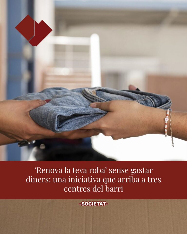 Instagram post from elclotenc. This post is in position 9.